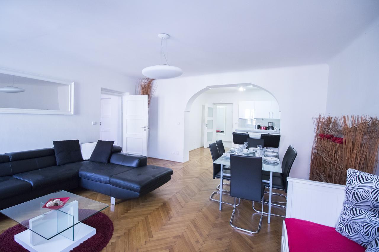 Apartments Old Town Square 27 Prag Exterior foto